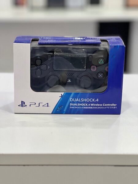 PS4 Controller