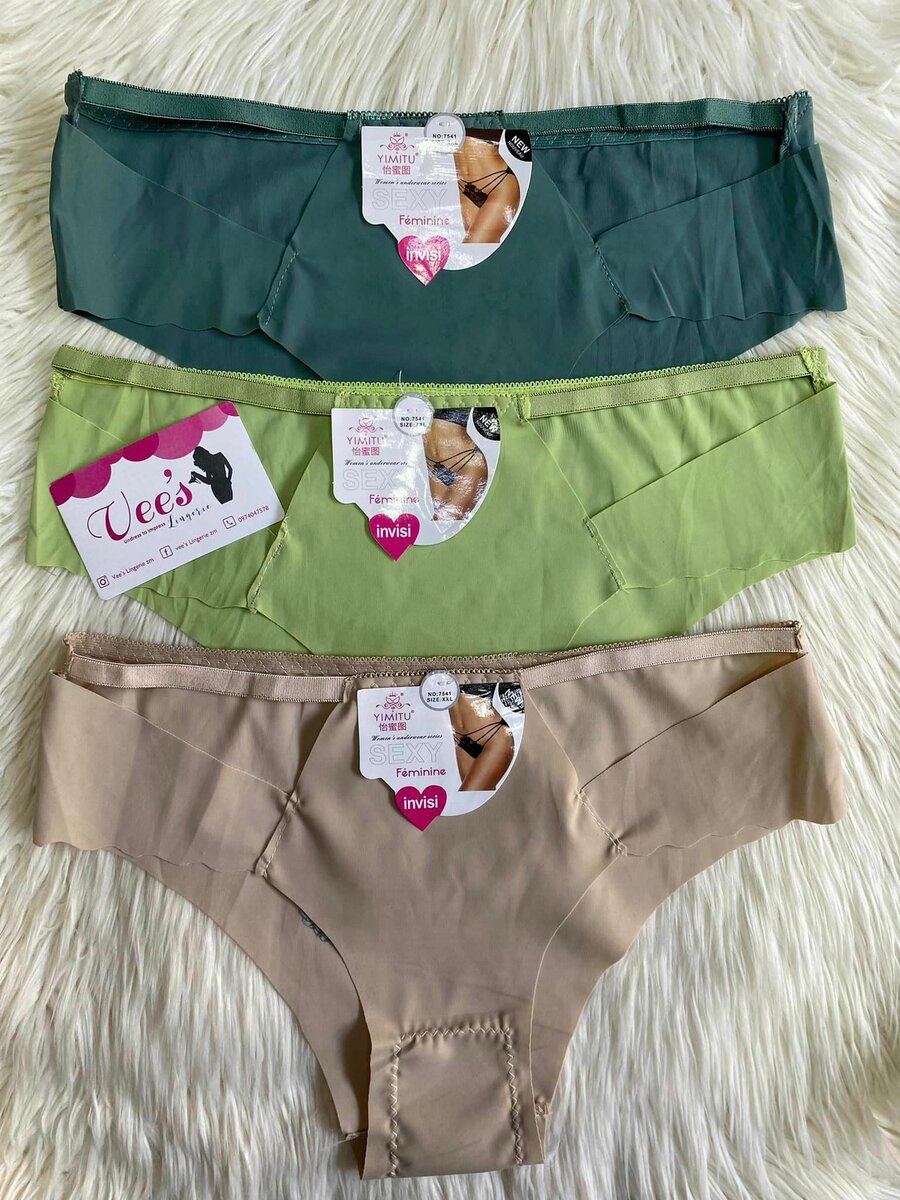 Strings et culottes pour femmes