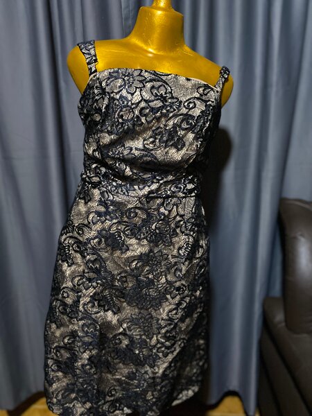 Robe élégante en dentelle
