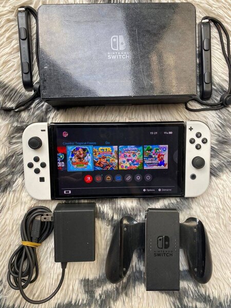 Nintendo Switch OLED Blanc