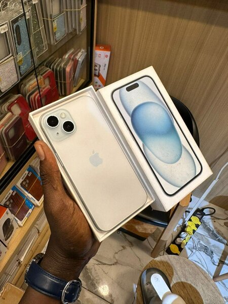 iPhone 14 Blanc 128 Go