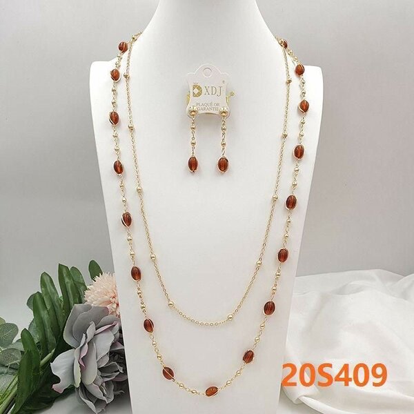 Ensemble Collier et Boucles Orné