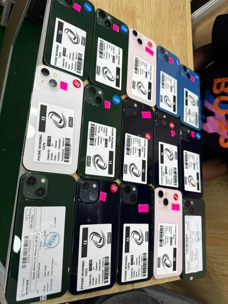 IPhone 13 simple