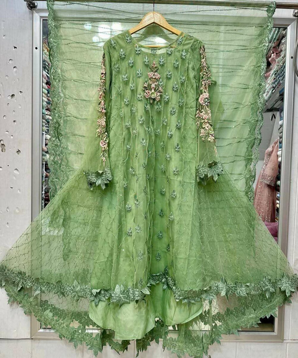 Ladies suit