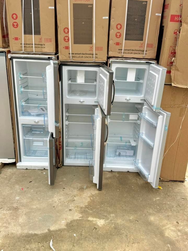 Réfrigérateur double porte moderne