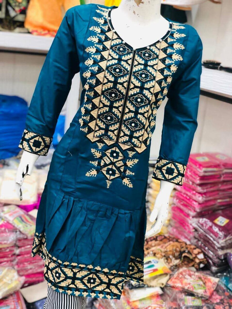 Ladies dress