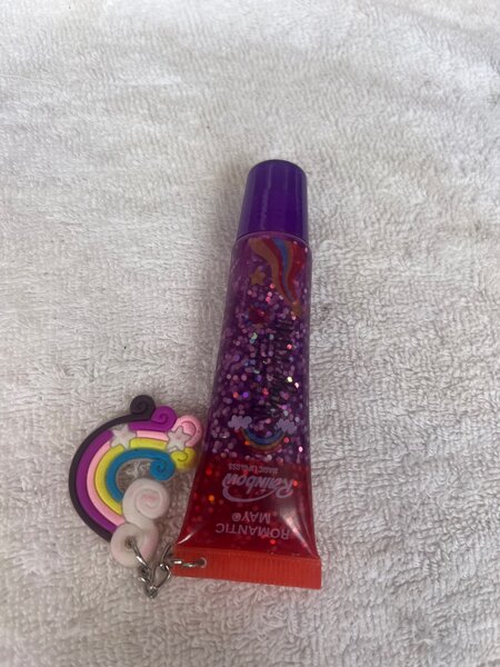 Gloss à lèvres magique étoilé