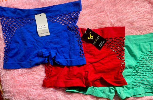 Shorts à mailles colorés