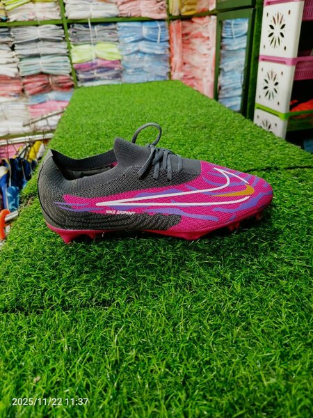 Chaussures de Football Dynamiques