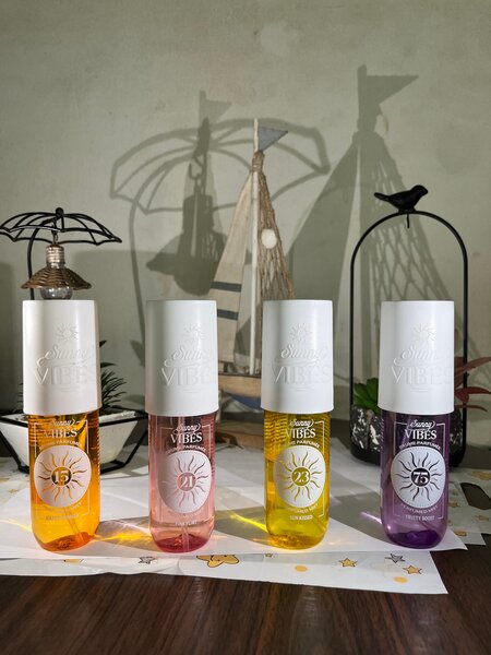 Brume de corps. Suny vides