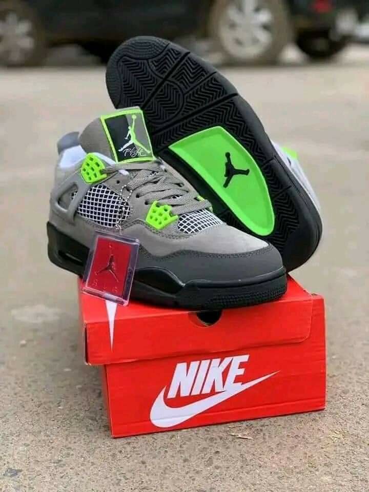 Jordans 4