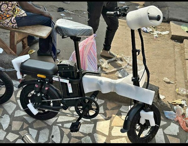 Vélo Électrique Pliable