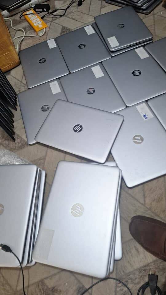 HP ELITEBOOK AMD A8