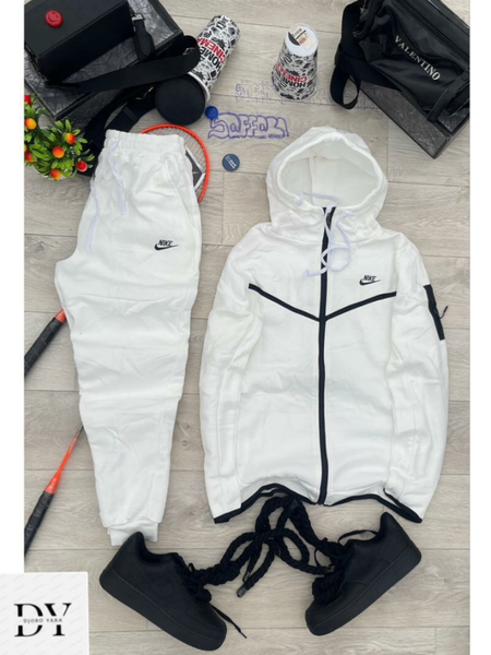 Ensemble de sport Nike blanc