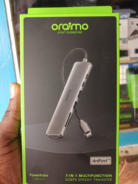 Hub USB 7-en-1 Oraimo