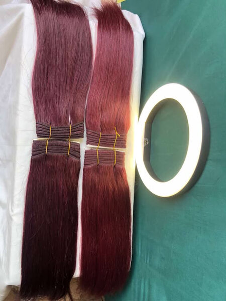 Extensions bordeaux lisses