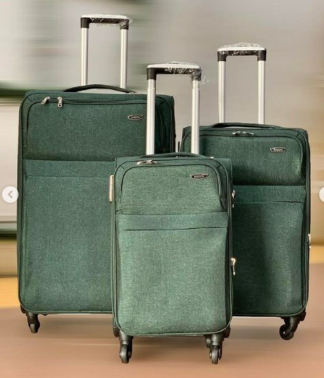 Set of 3 suitcases, green