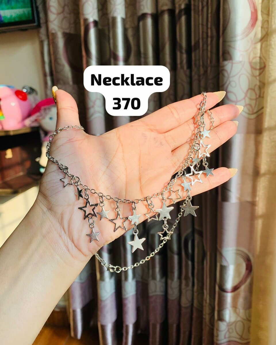 Necklace 
