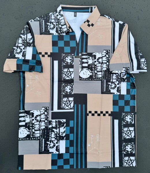 Chemise à motifs modernes