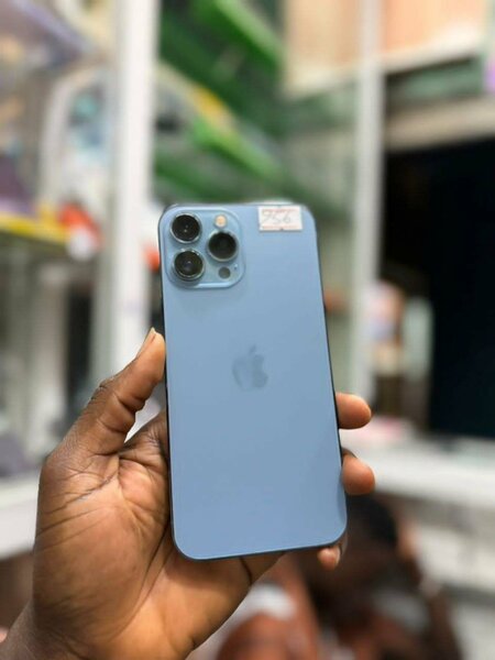 13 Pro Max 128Go Second main