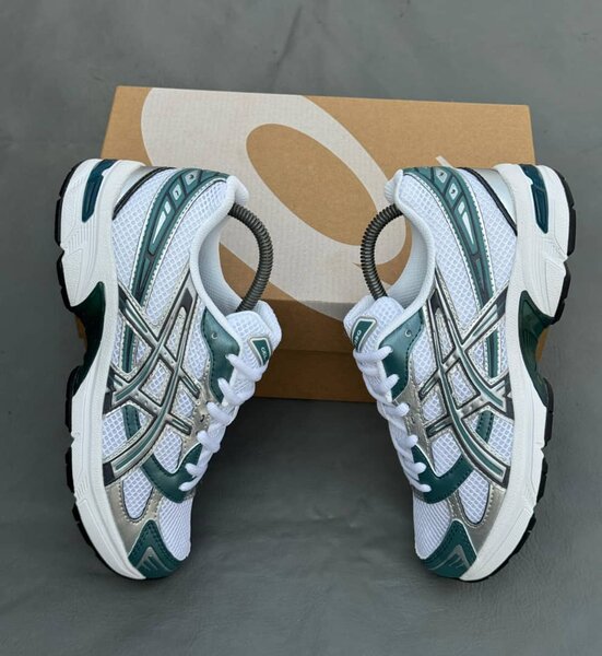 Chaussures Asics pour homme