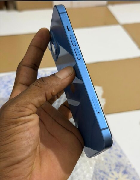 Apple iPhone 13 - Smartphone Reconditionné Bleu