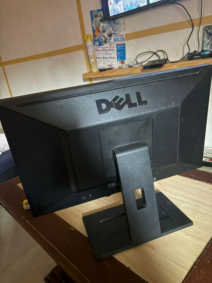 Écran Dell 24 pouces