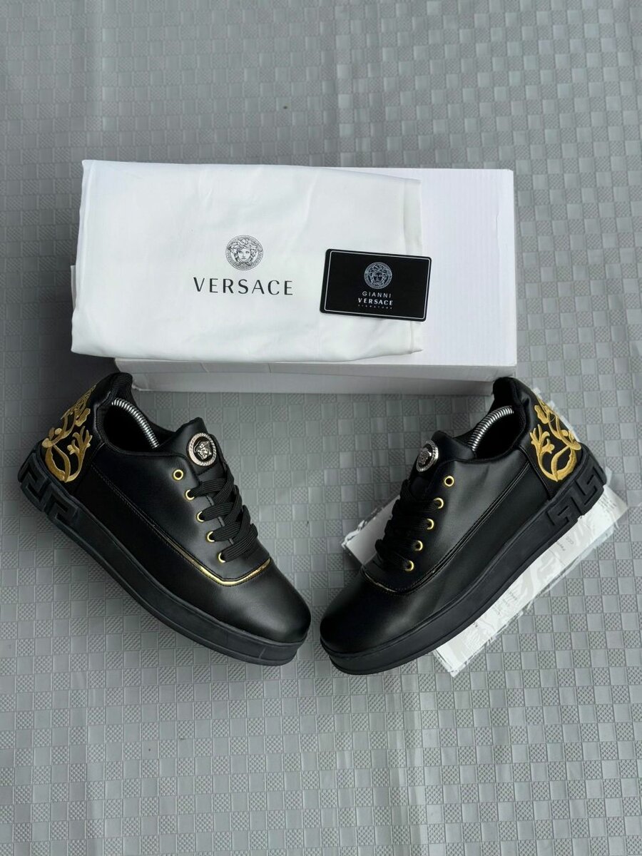 Sneakers en cuir Versace