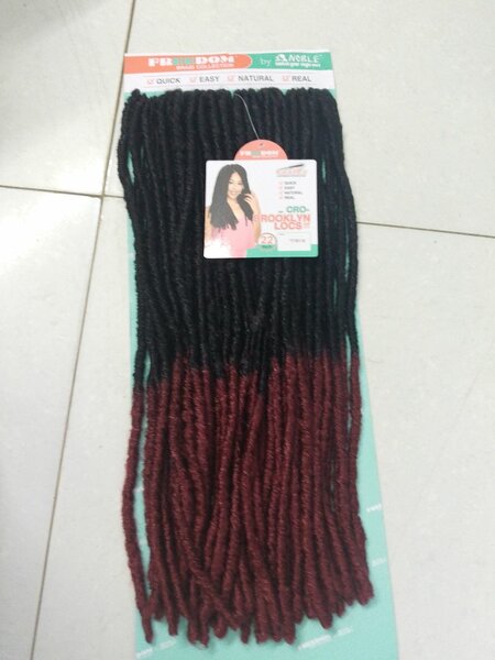 Noble Extensions Tresses Noir-Rouge 22"