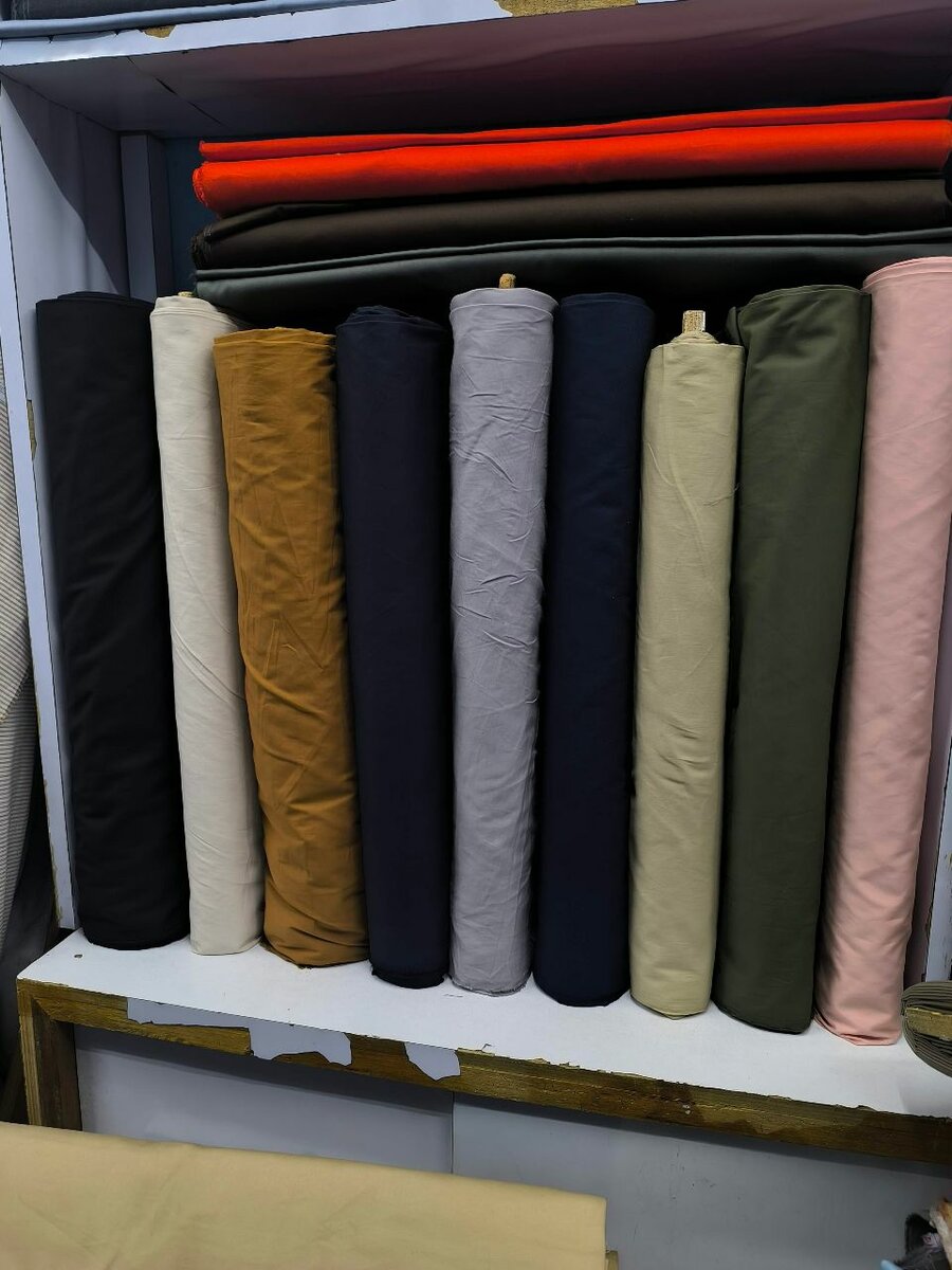 Tissu en rouleaux variés