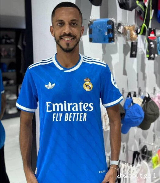 Maillots de football authentiques