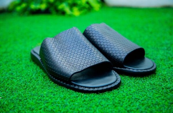 Tongs en cuir unisexes