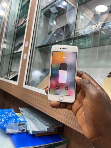 iPhone 7 simple