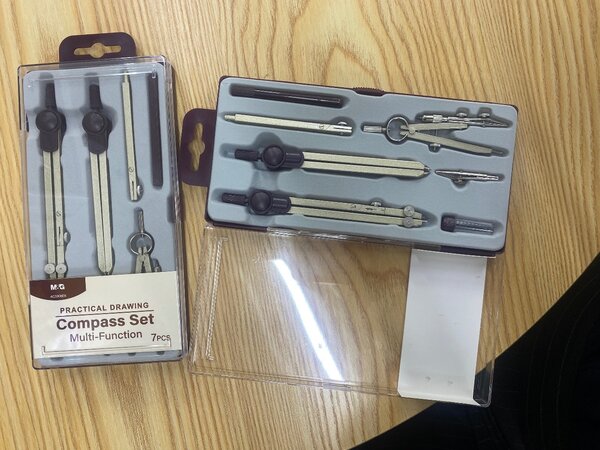 Set de Compas Multi-Fonction