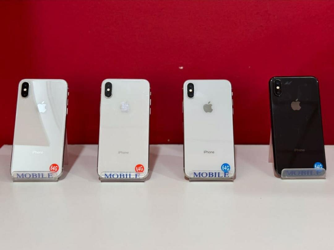 Apple iPhone X (64GB)