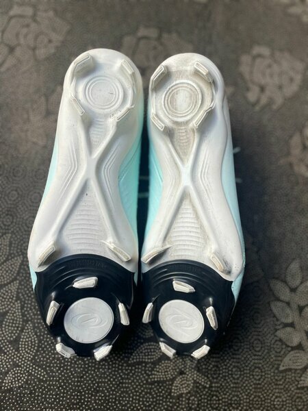 Chaussures Nike Phantom friperie 45