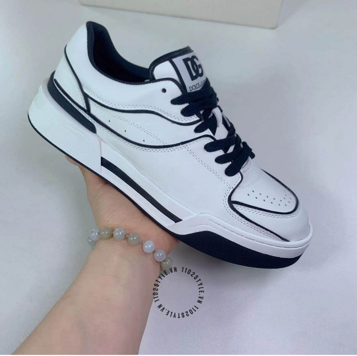 Fashion sneakers