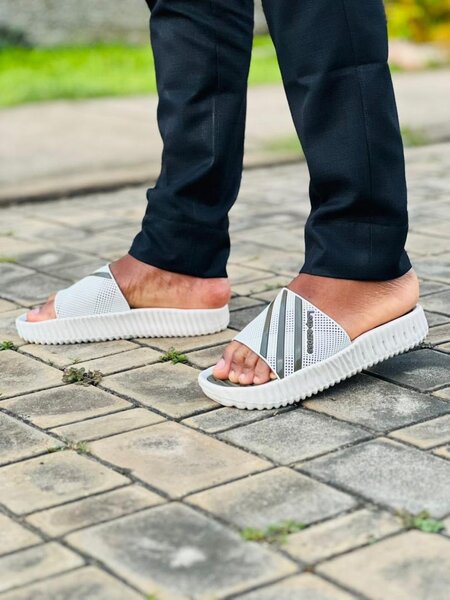 Sandales légères pour hommes