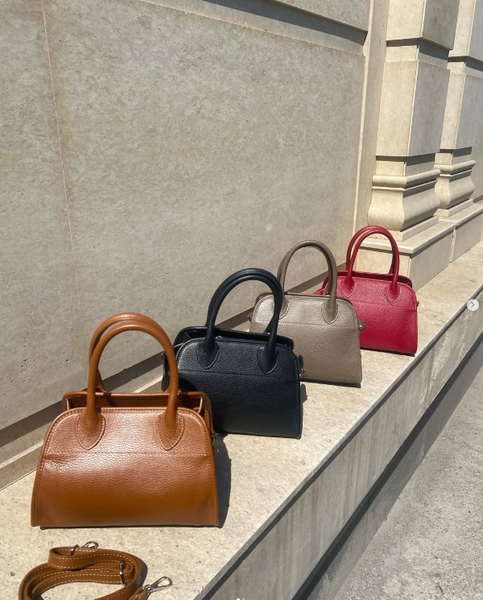 сумки разных цветов