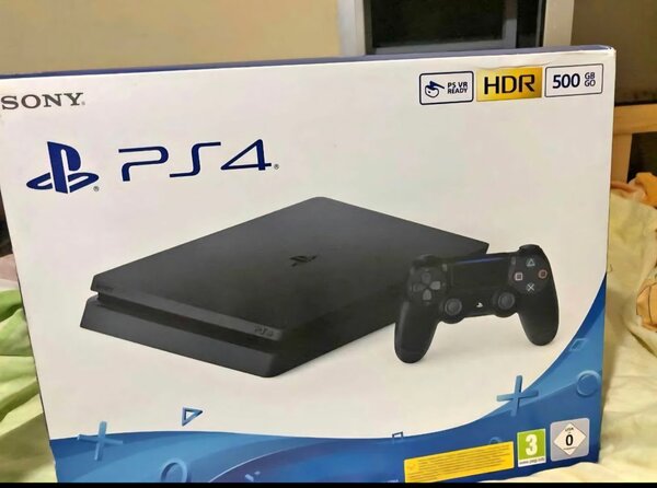 Console PS4 Slim 500 Go HDR