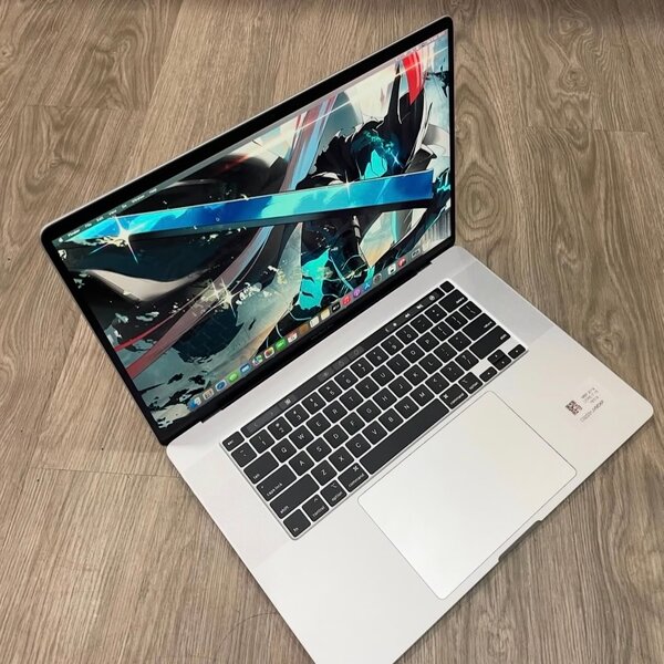 MacBook Pro 2018 | i7