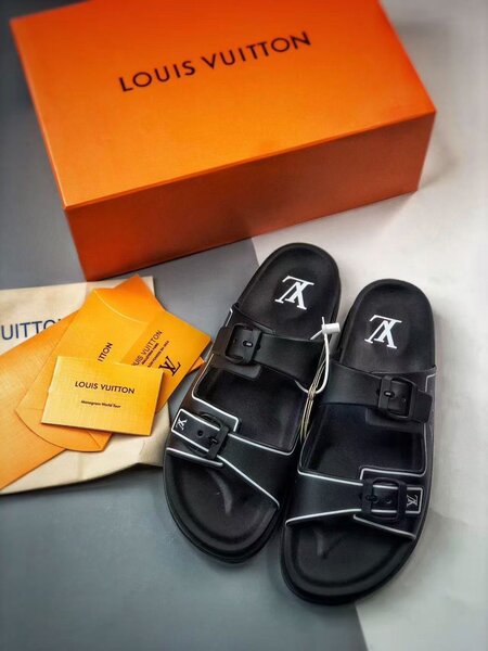 Sandales Louis Vuitton élégantes