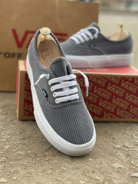 Vans en velou