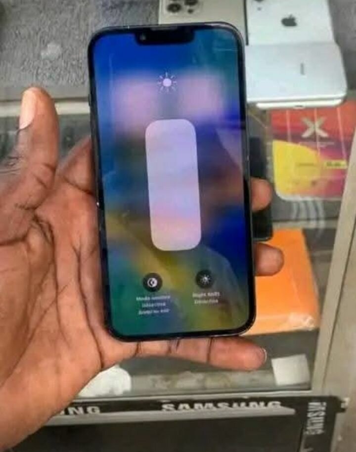 iPhone 12 Noir 128GB