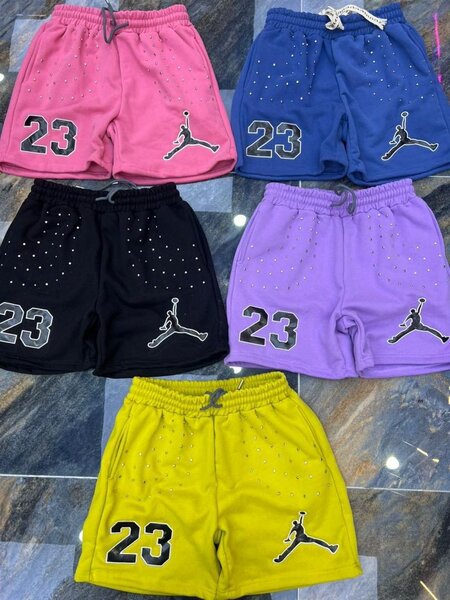 Shorts sport colorés 23