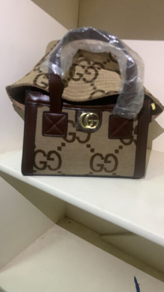 Sac à main élégant en toile