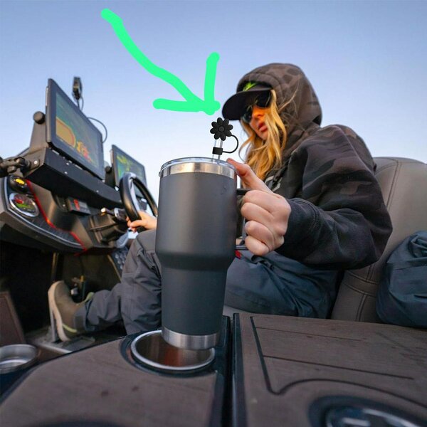 STANLEY CUP STRAW STOPPER