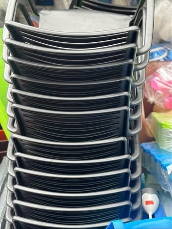 Chaise empilable d'extérieur