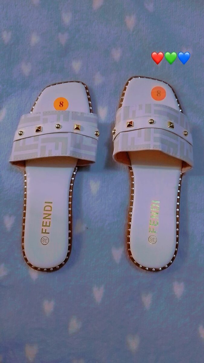 Chaussons élégants pour femmes