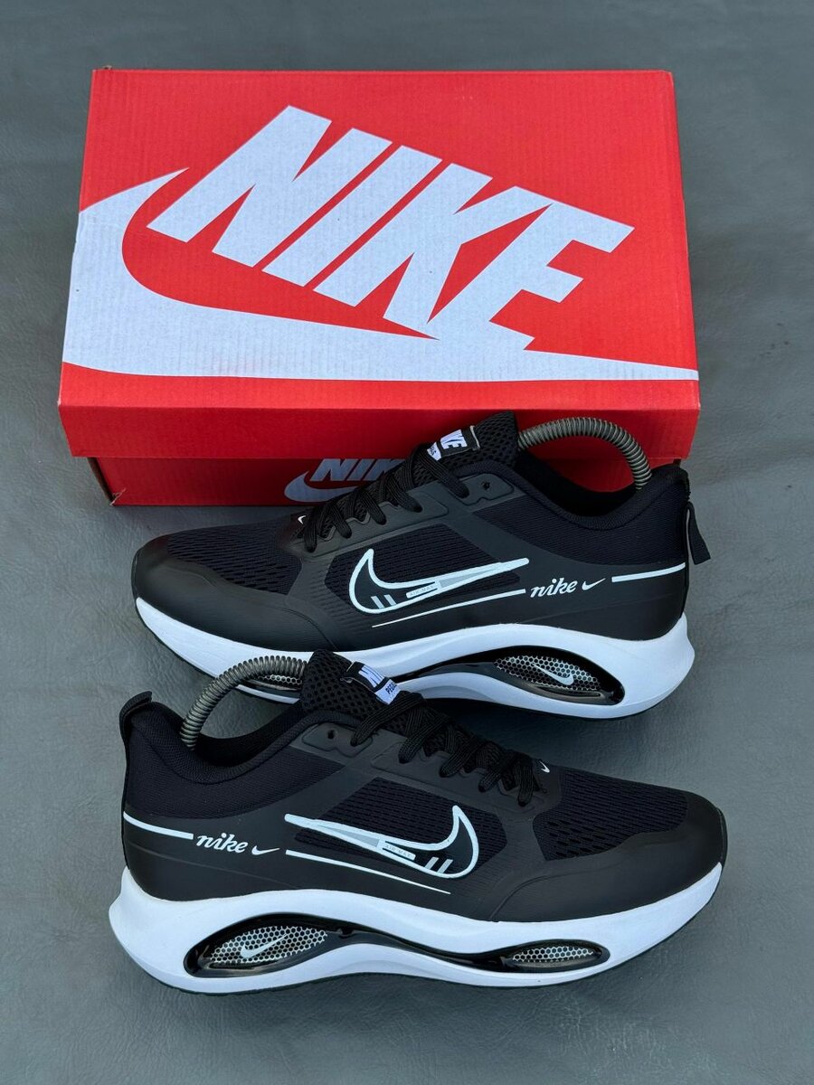 Chaussures de sport Nike noires